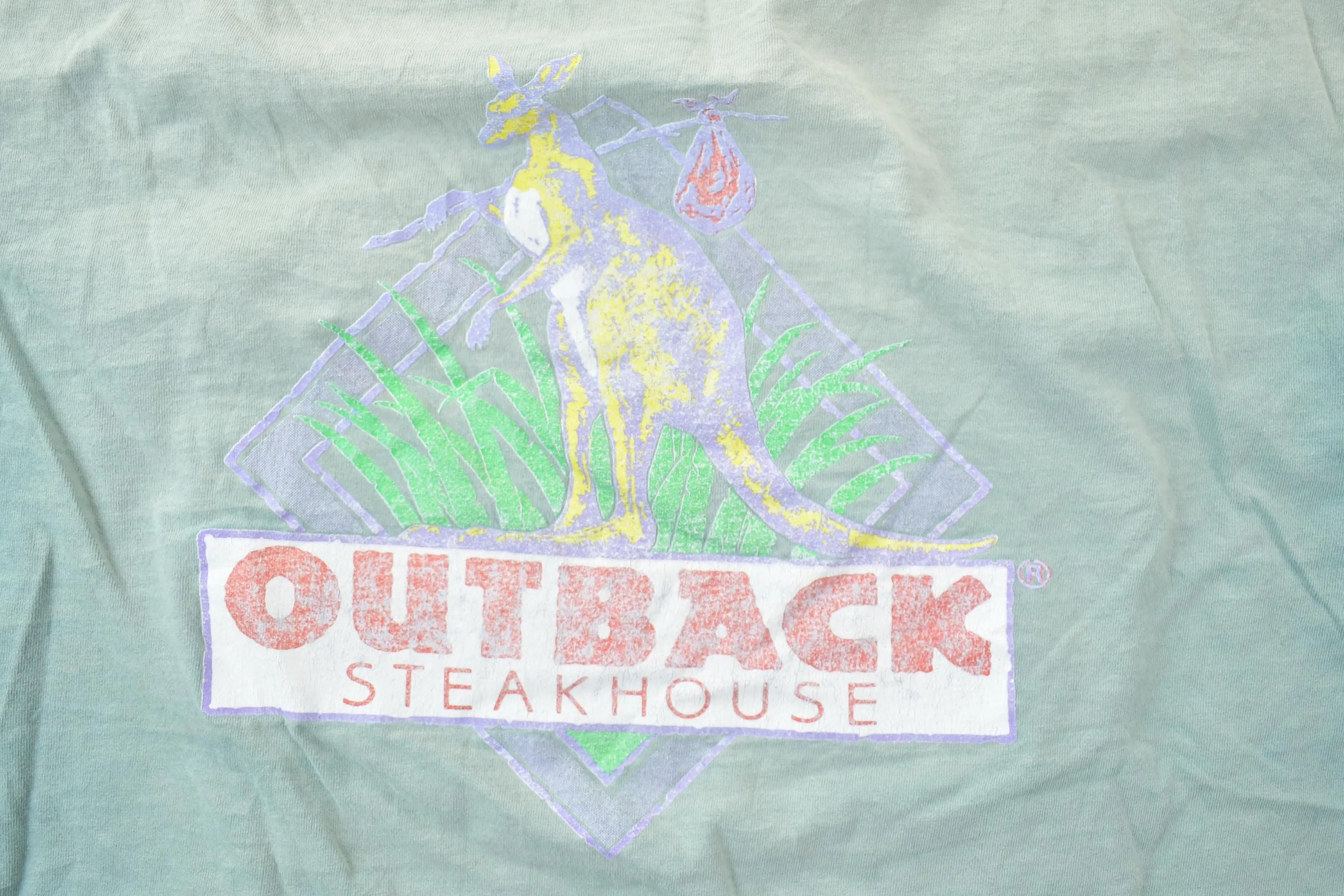 Vintage 1990s Outback Steakhouse Anvil Souvenir T-Shirt